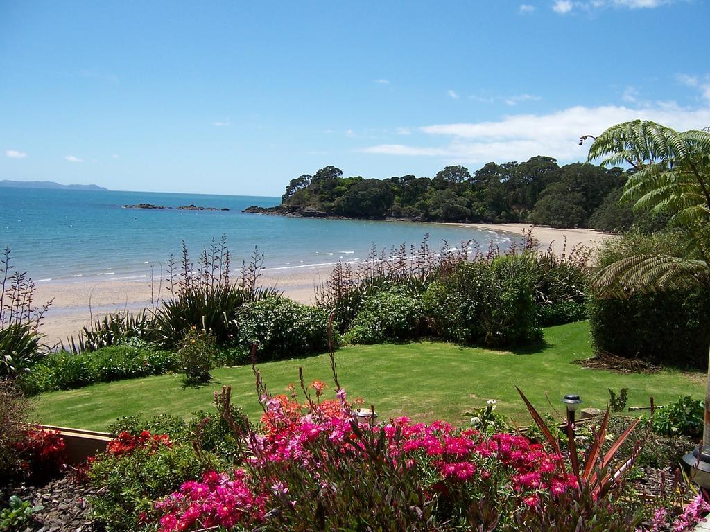 By The Bay Beachfront Apartments Mangonui Exterior foto