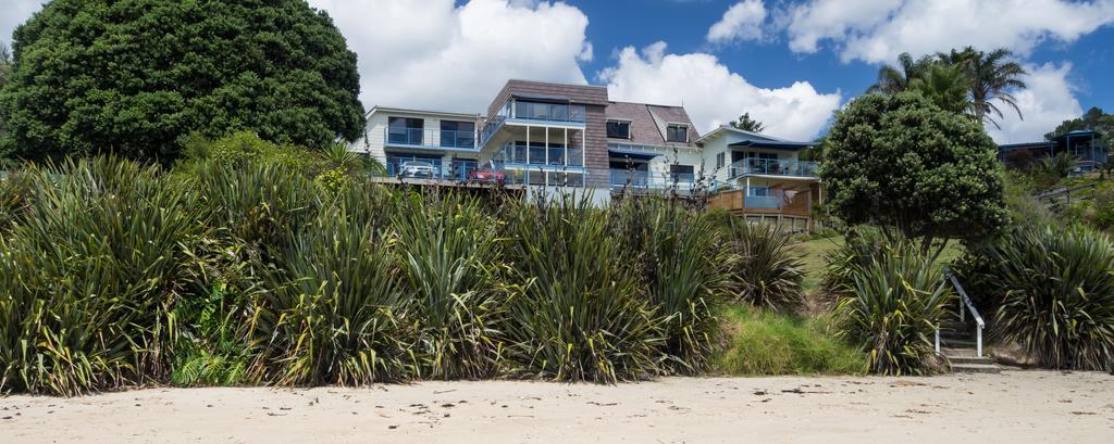 By The Bay Beachfront Apartments Mangonui Exterior foto